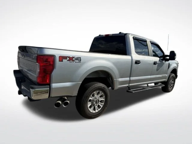 Used 2020 Silver Ford XL image 11