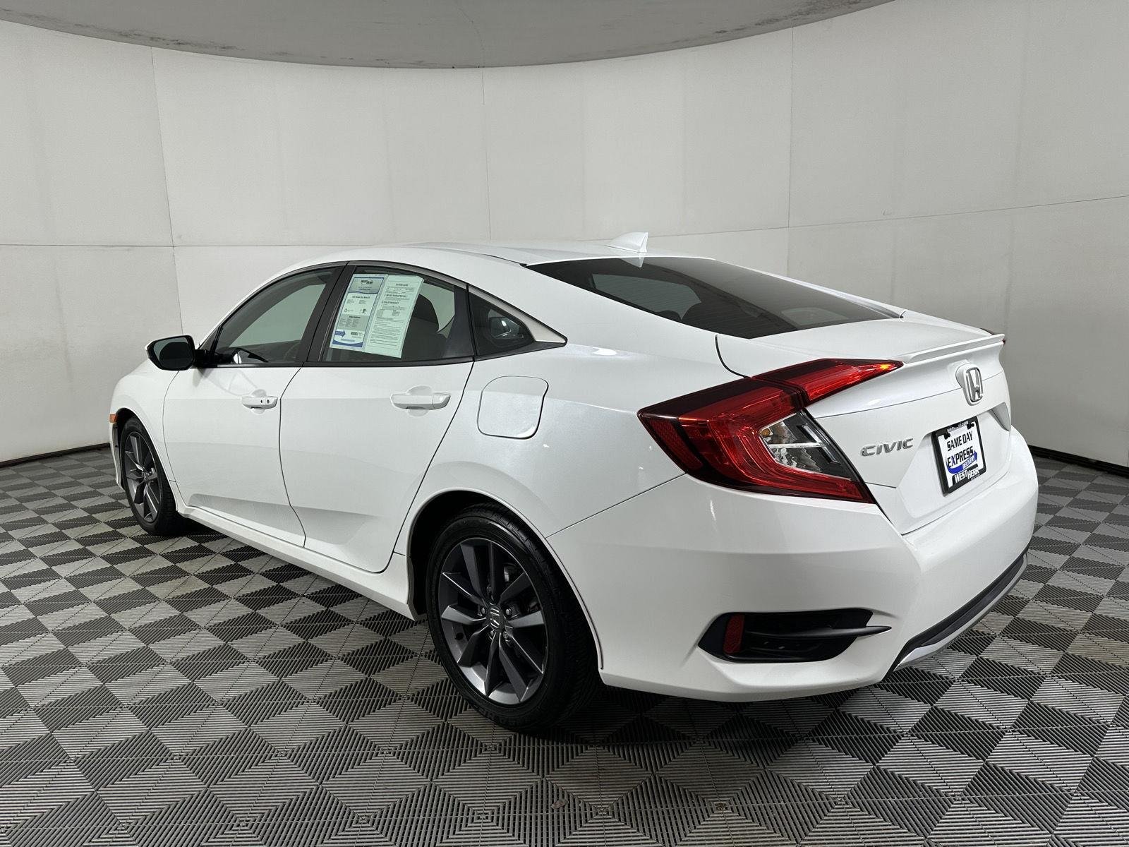 Used 2021 Platinum White Pearl Honda EX image 24