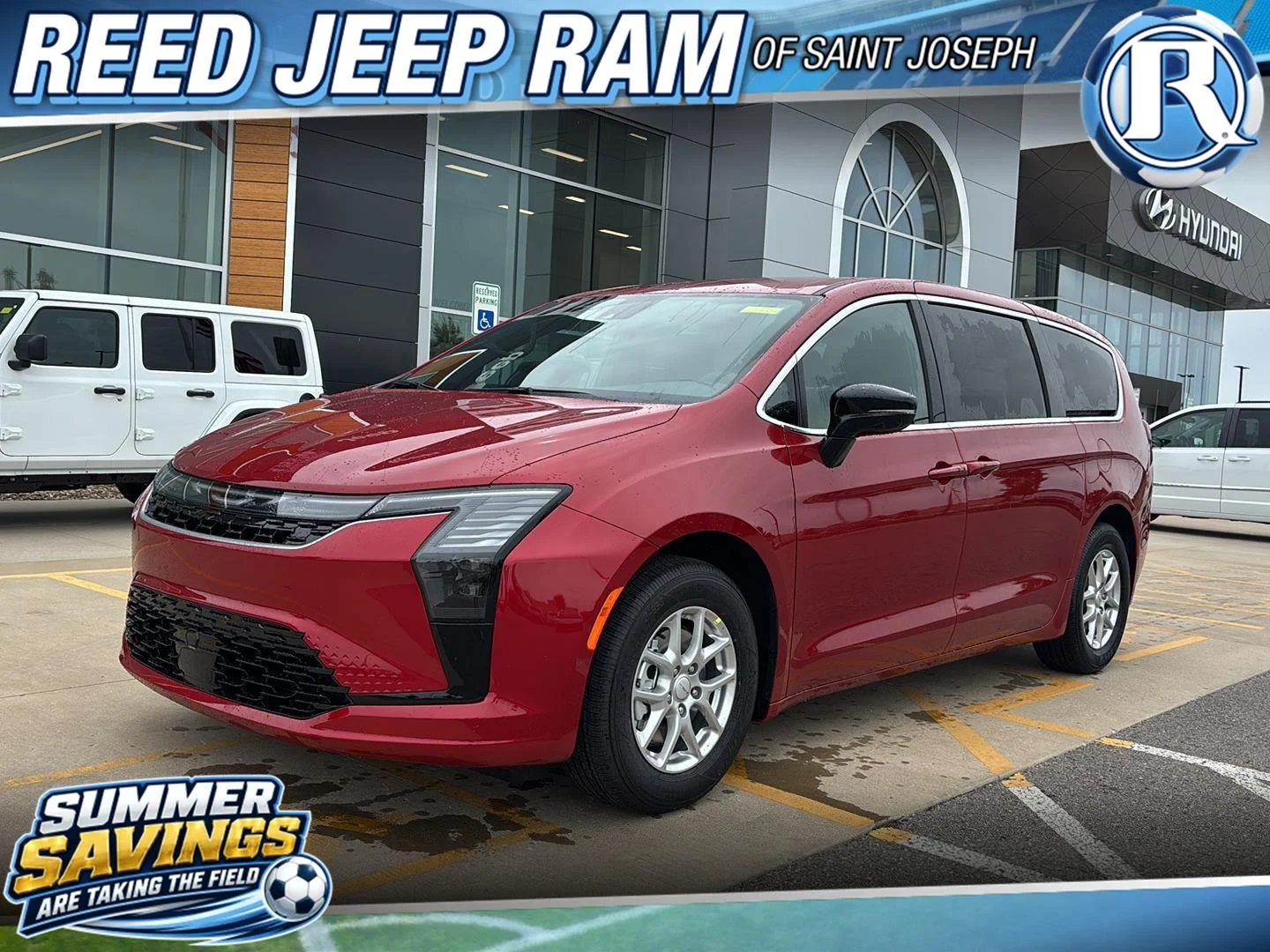 2027 Chrysler Pacifica Select's photo