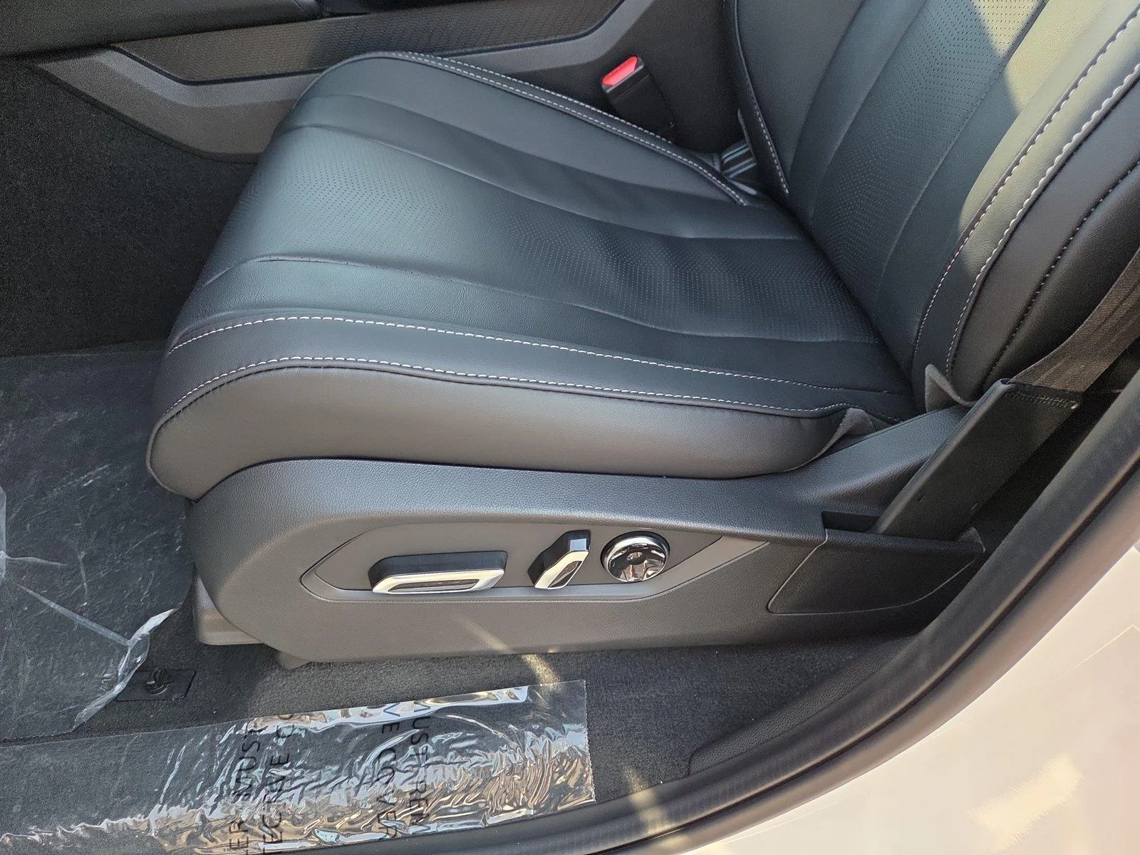 New 2026 Platinum White Pearl Acura w/Technology Package image 20