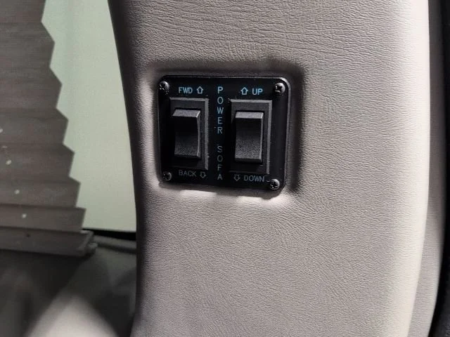 Used 2021 SPECIAL EXTERIOR COLOR Chevrolet LS image 23