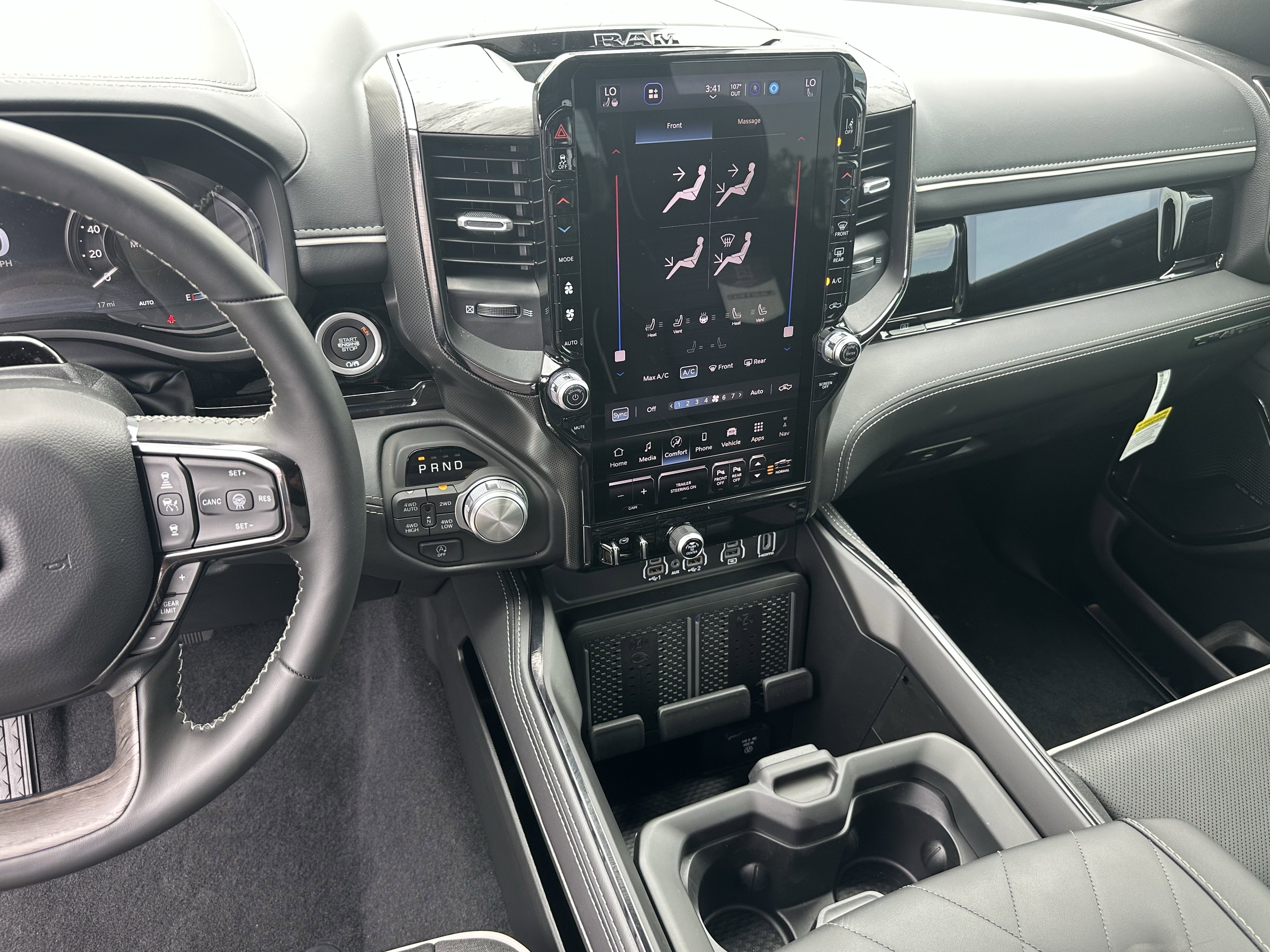 New 2026 Diamond Black Crystal Pearlcoat RAM Limited image 26