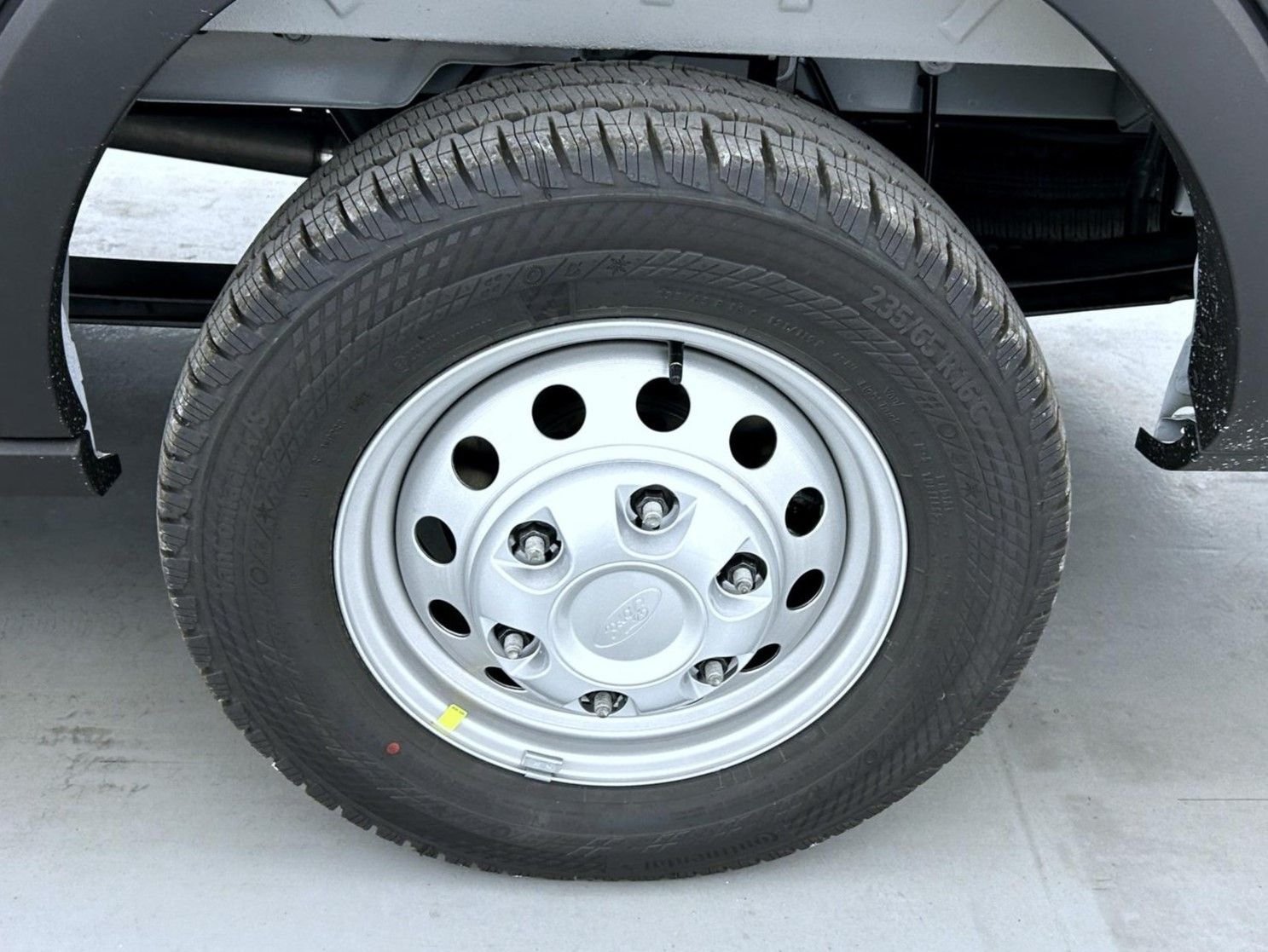 New 2026 Oxford White Ford XL image 20