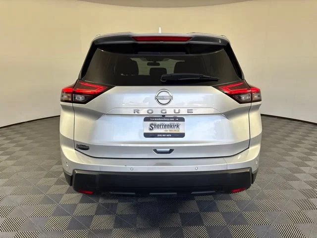 Used 2025 Silver Nissan SV image 38