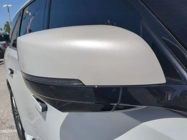 Used 2025 Radiant White INFINITI SENSORY image 12