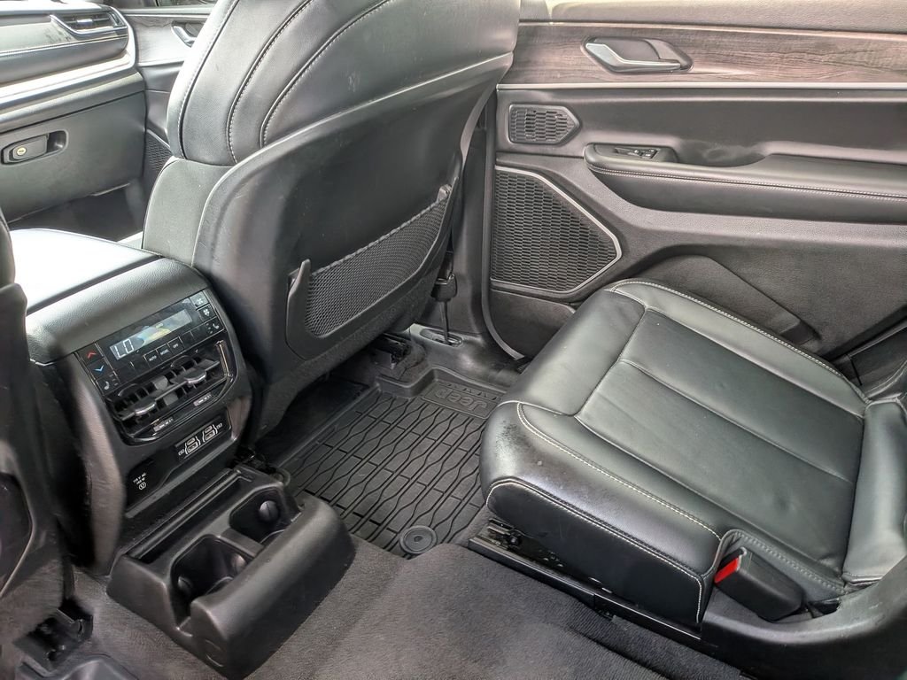 Used 2021 Gray Jeep Limited image 34