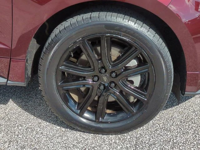 Used 2023 Burgundy Ford ST Line image 11
