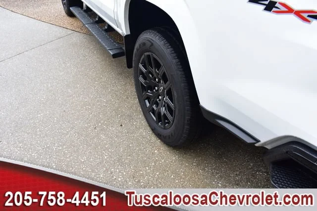 Used 2026 Summit White Chevrolet WT image 16