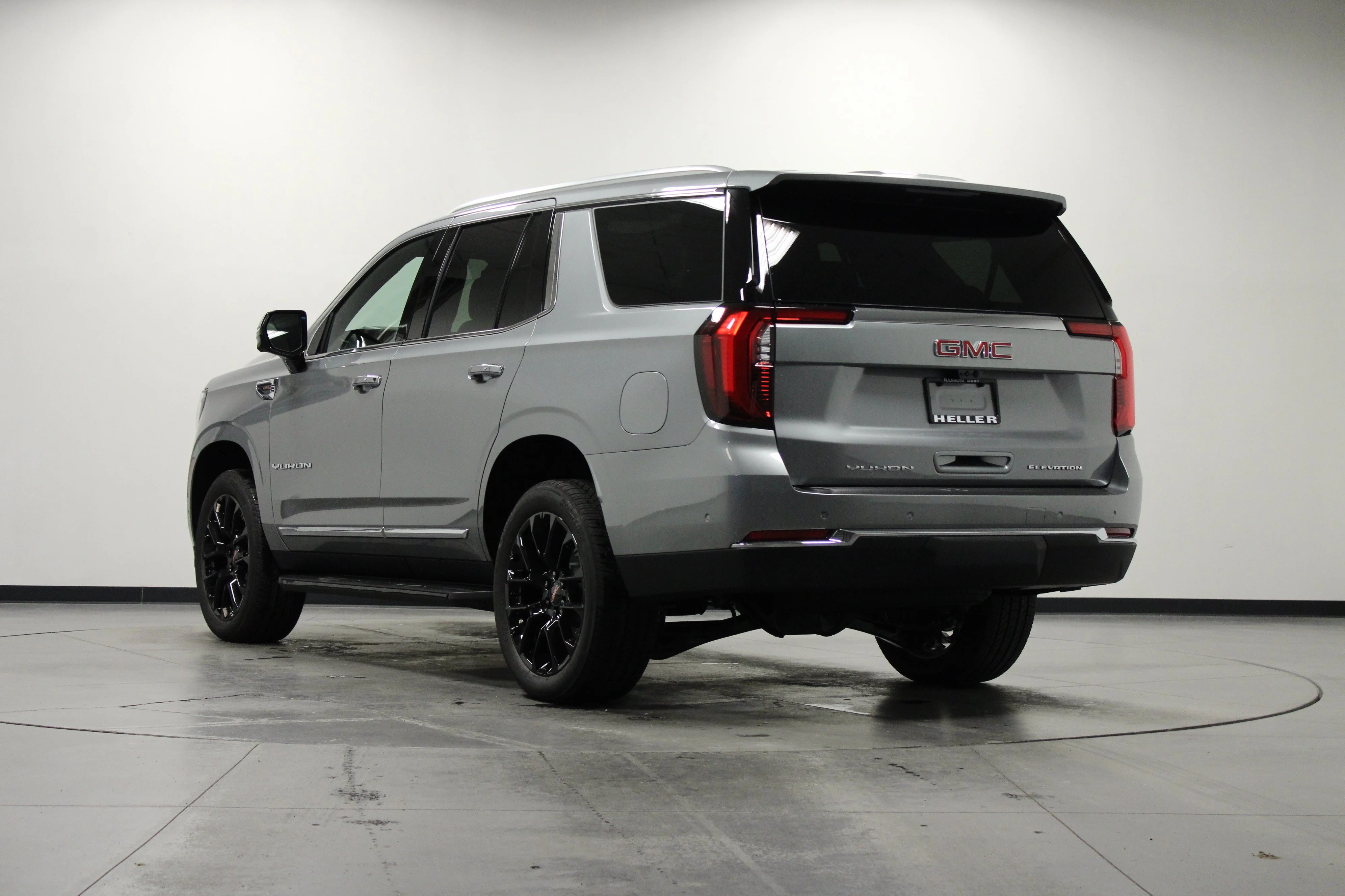 New 2026 Sterling Metallic GMC Elevation image 6