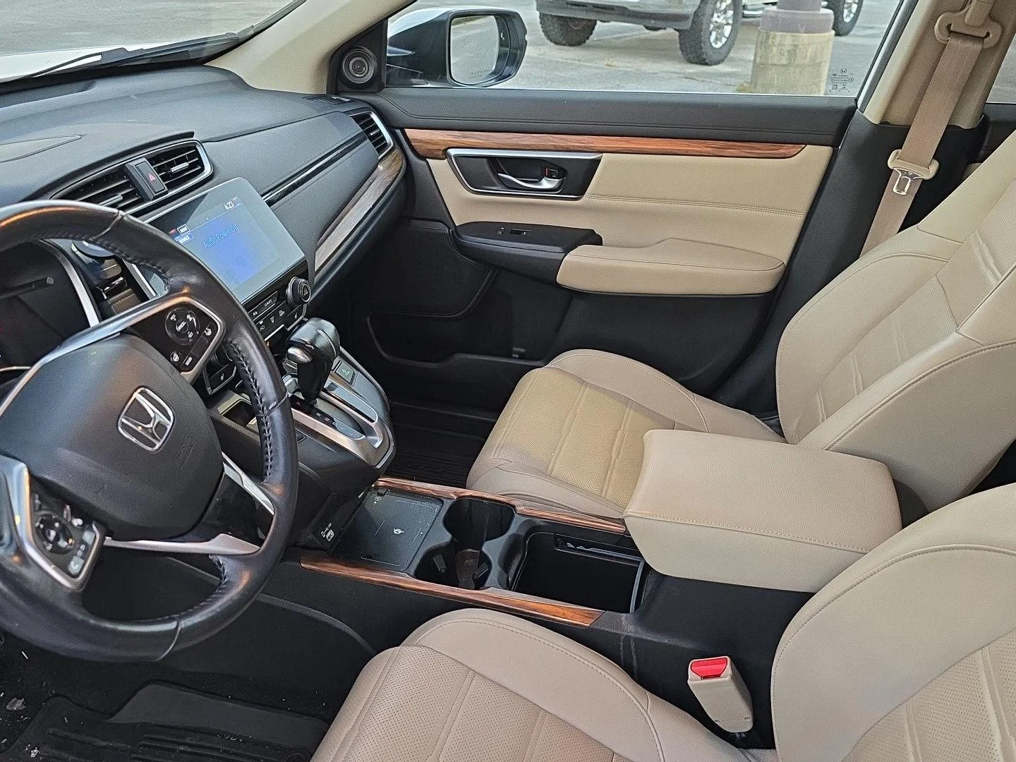 Used 2021 Platinum White Pearl Honda Touring image 12