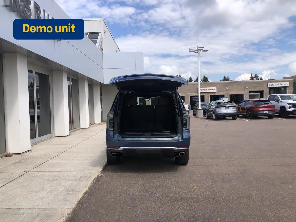 Used 2026 Blue Chevrolet 4wd 4dr High Country image 8