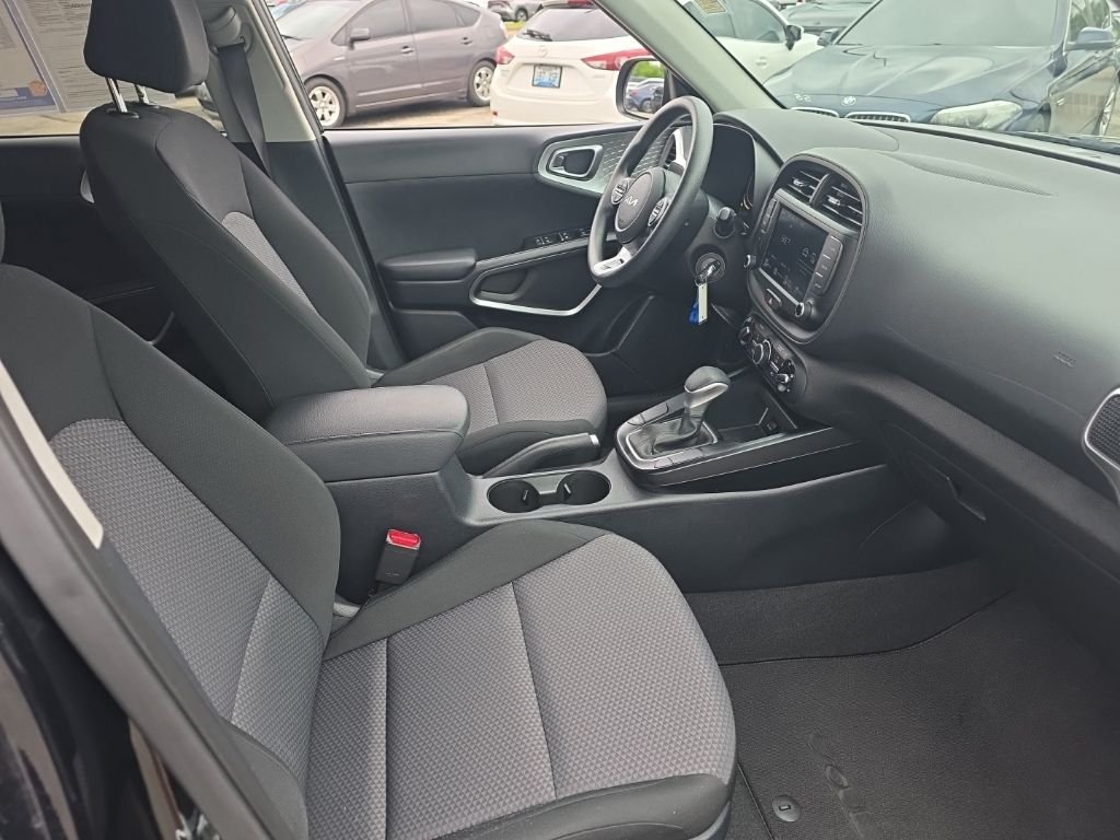 Used 2024 Black Kia LX image 8