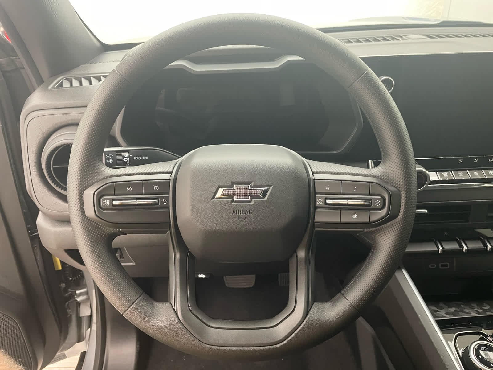 2026 Chevrolet Colorado Trail Boss - Photo 11