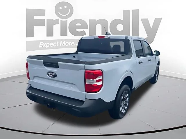 New 2026 Space White Metallic Ford XLT image 39