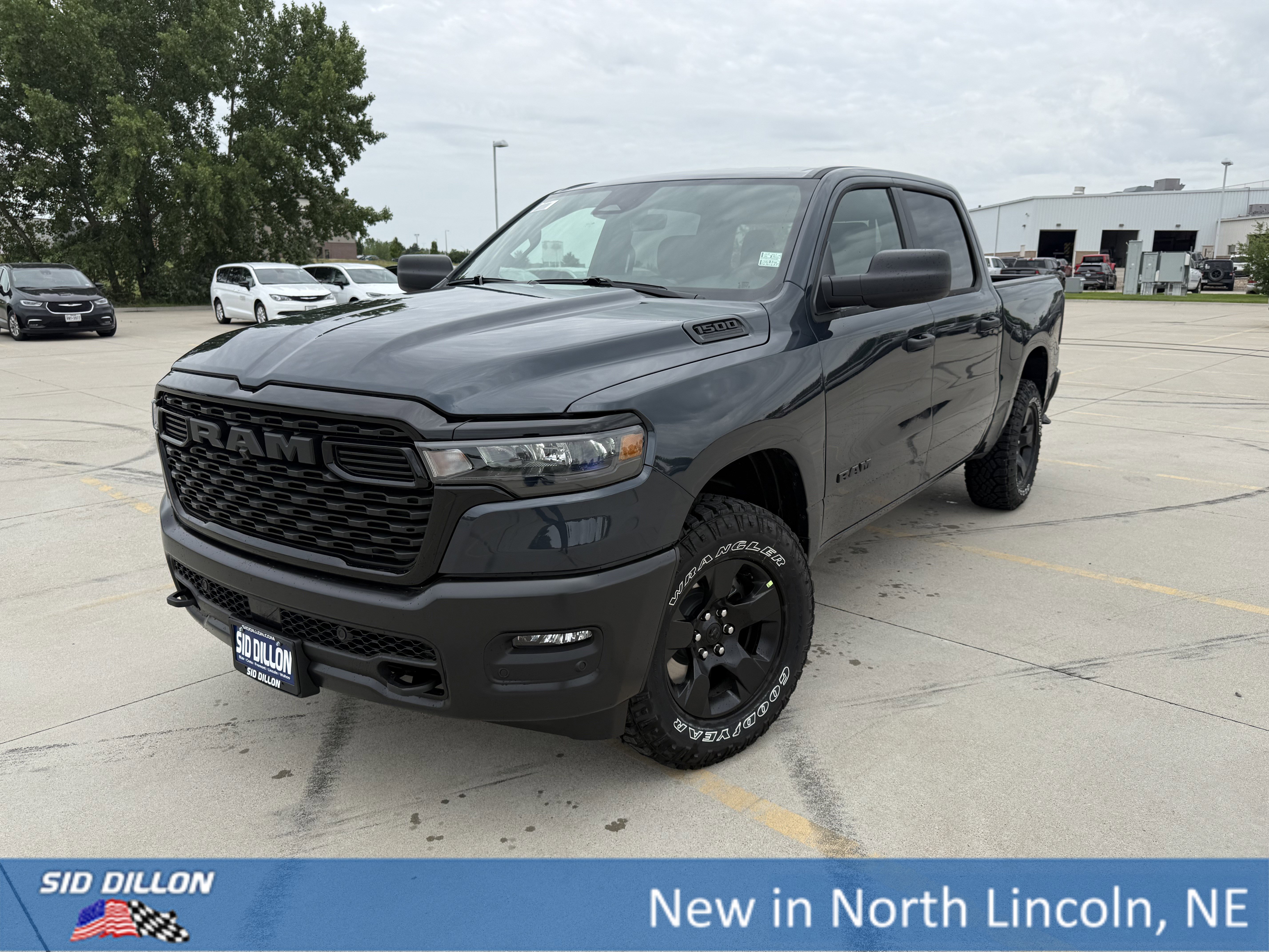 2026 RAM 1500 Warlock 4x4 Crew Cab 5'7's photo