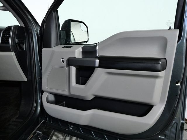 Used 2018  Ford XLT image 12