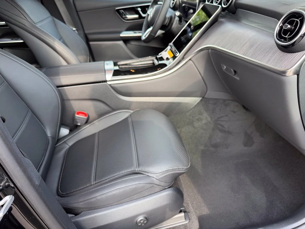 New 2027 Black Mercedes-Benz GLC 300 image 14