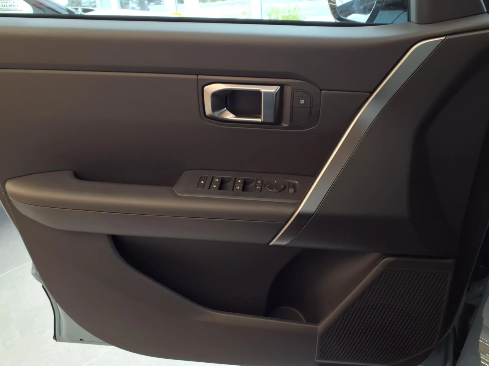 New 2027 Frost Blue Kia X-Line S image 11