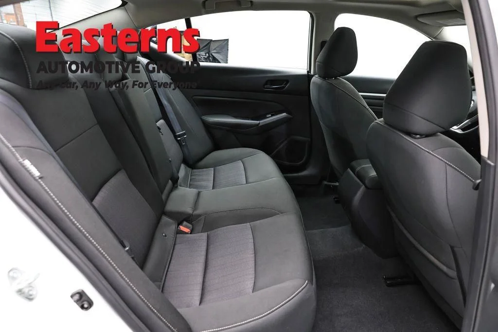 Used 2023 White Nissan 2.5 SV image 25
