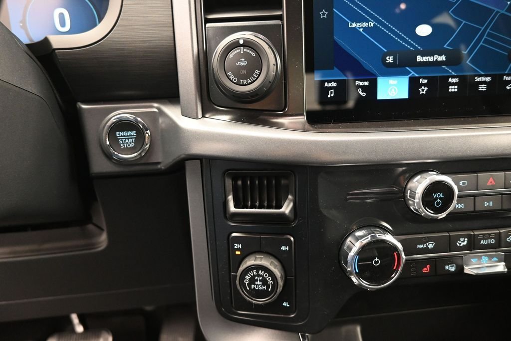 New 2026 Antimatter Blue Metallic Ford XLT image 17
