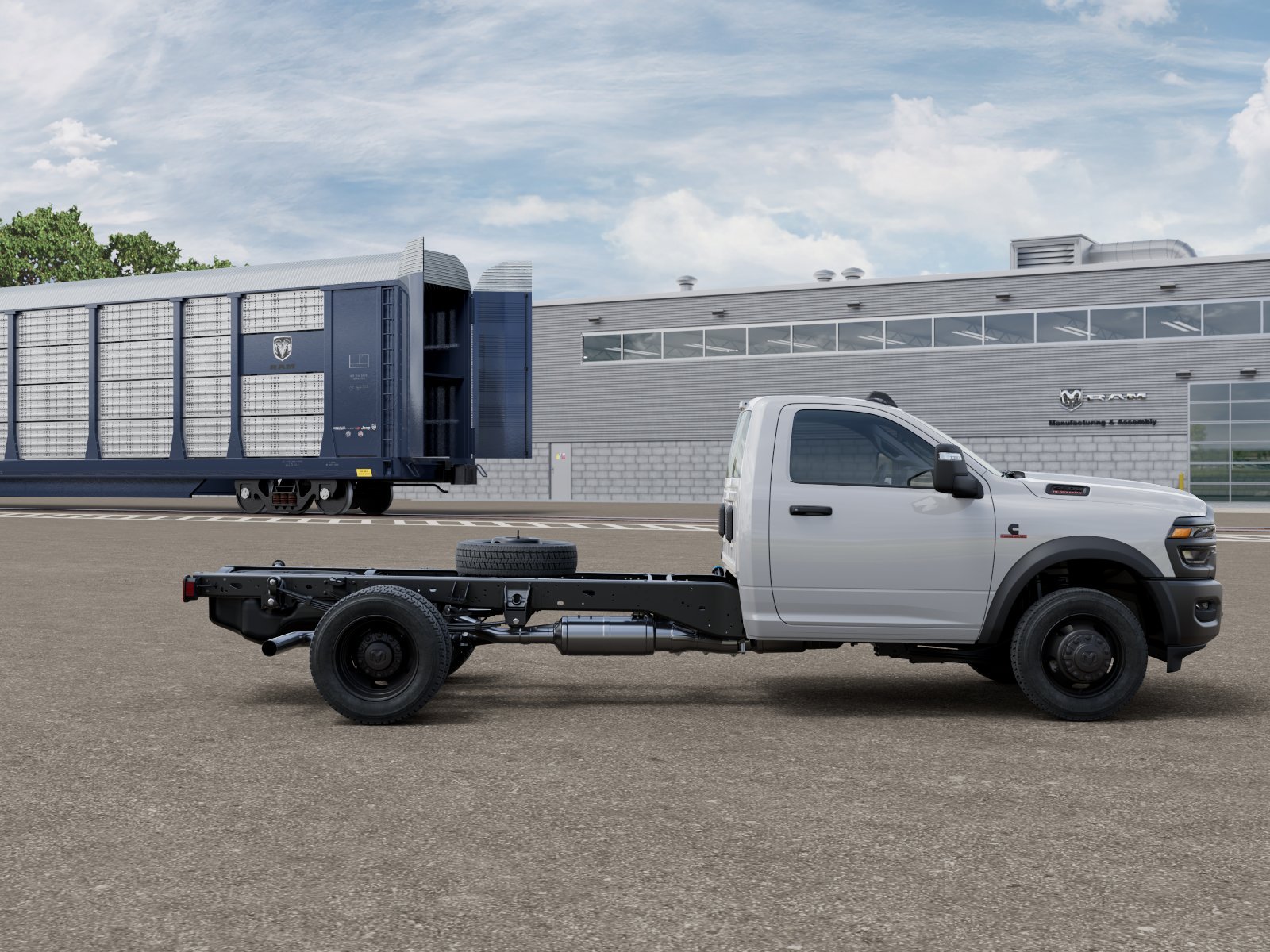 New 2026 Bright White Clear-Coat Exterior Paint RAM Tradesman image 12