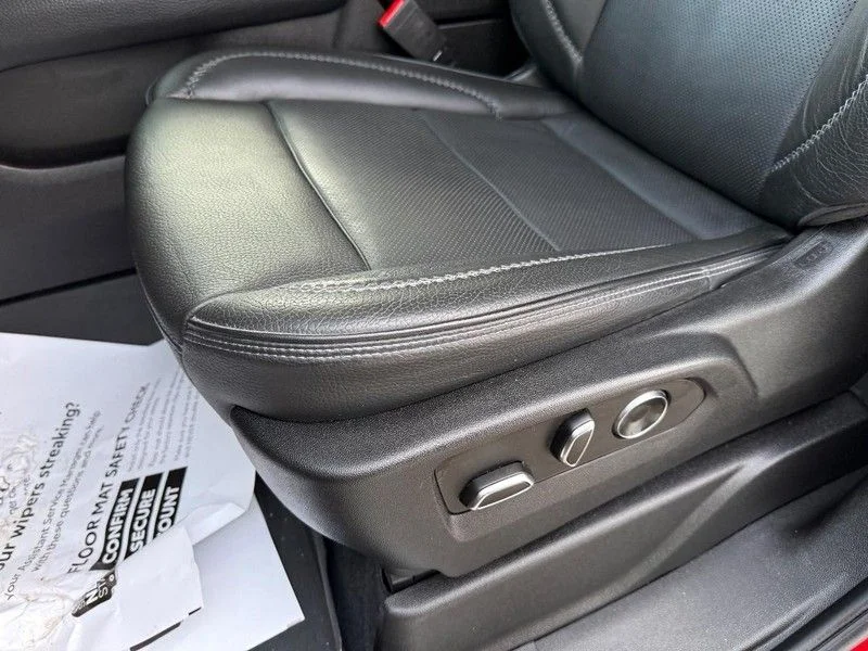 2023 GMC Yukon XL Denali - Photo 19