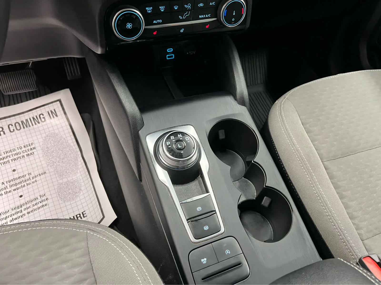 Used 2022 Stone Blue Metallic Ford SE image 17