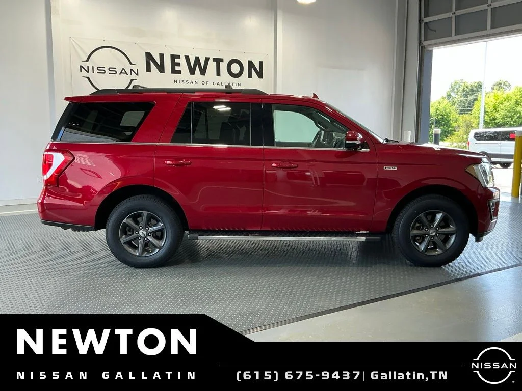 Used 2021 Rapid Red Metallic Tinted Clearcoat Ford XLT image 9