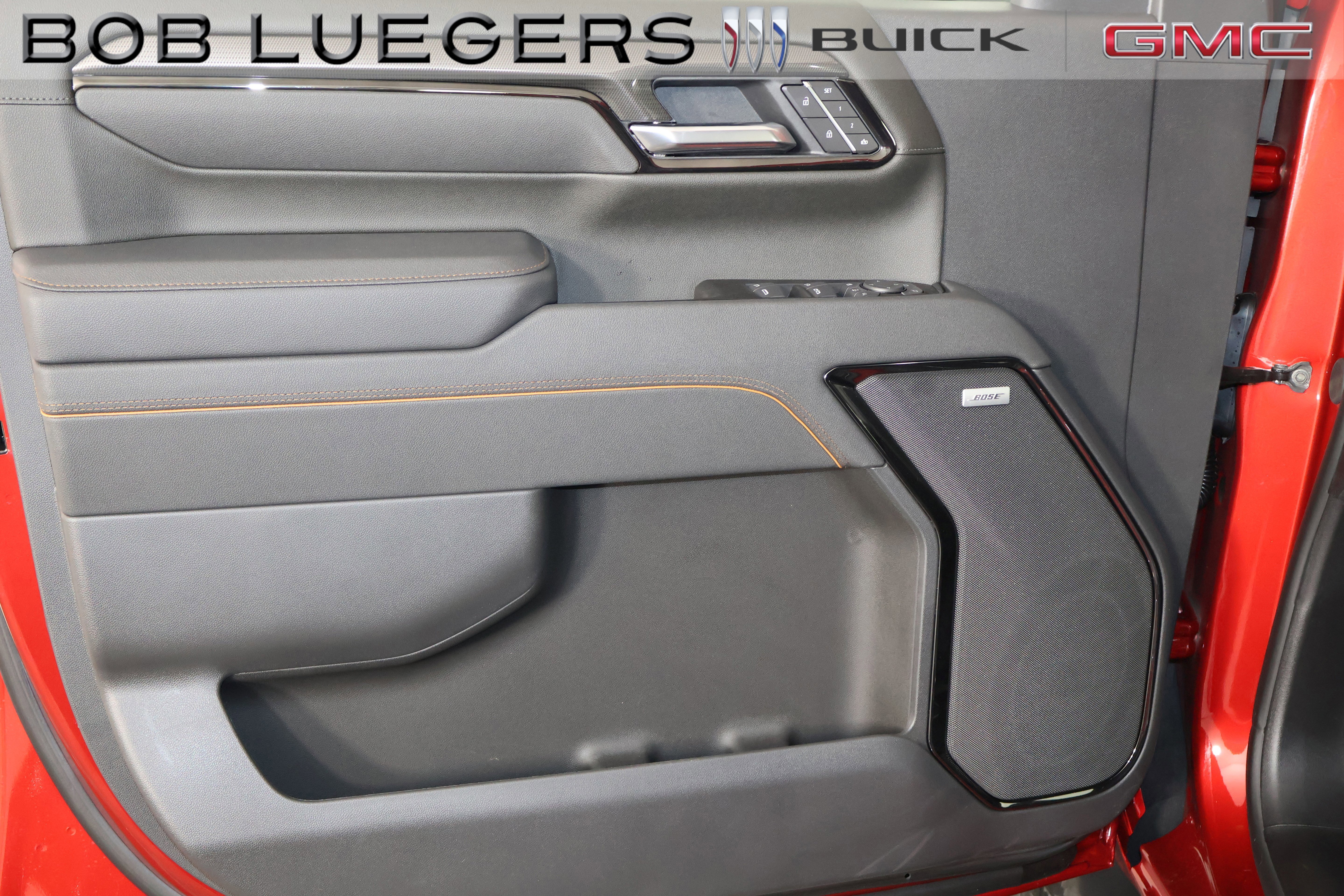 2026 GMC Sierra 2500HD AT4 - Photo 8