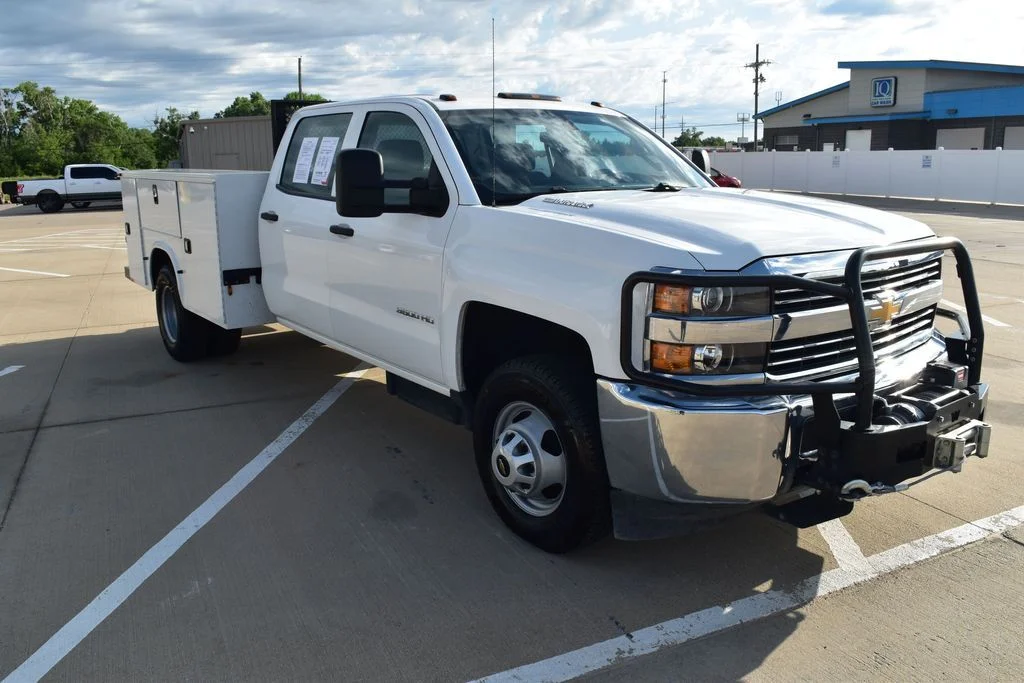 Used 2015 White Chevrolet Work Truck image 4