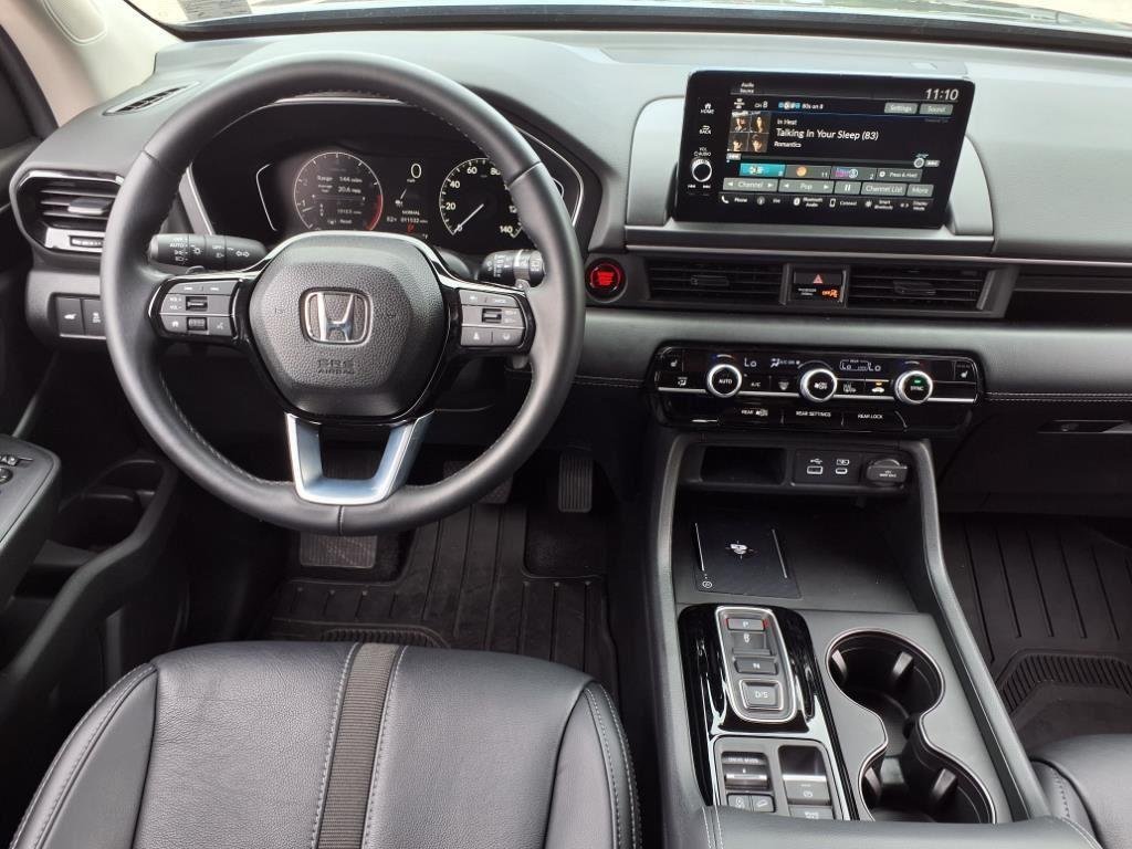 Used 2025 Modern Steel Metallic Honda EX-L image 16