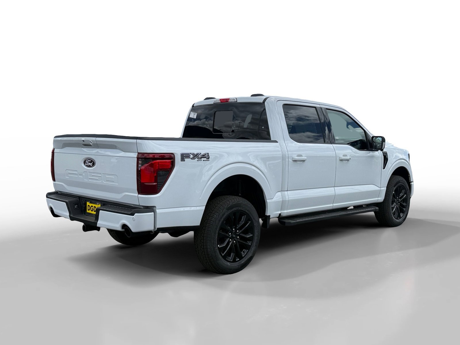 New 2026 OXFORD WHITE Ford XLT image 5