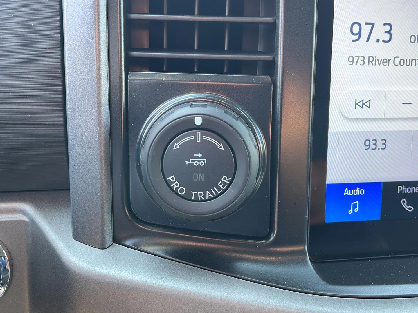 New 2026 Marsh Gray Ford XLT image 23