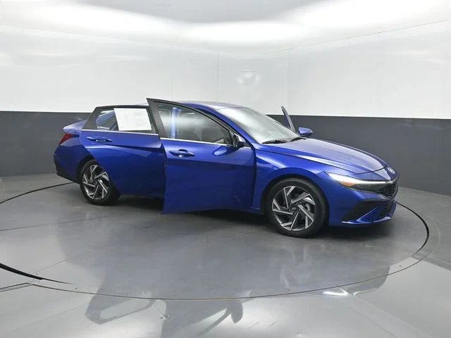 Used 2024 Blue Hyundai SEL image 34
