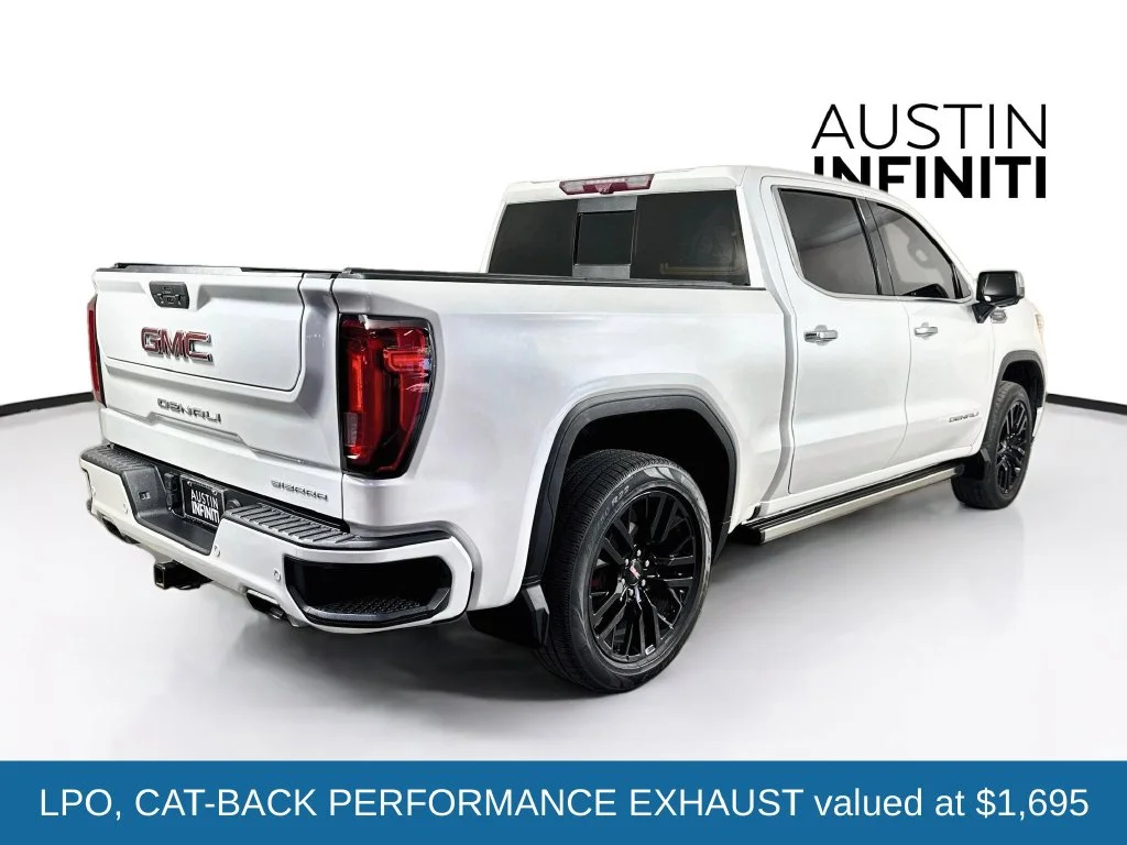 Used 2021 White GMC Denali image 8