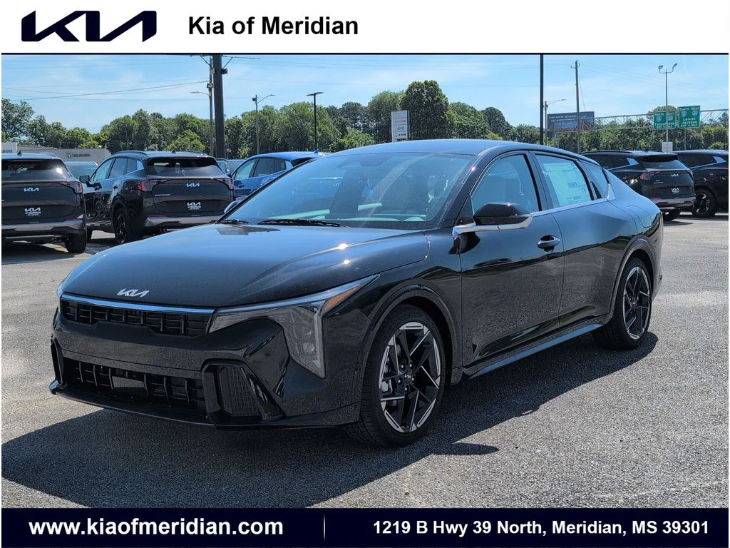 2026 Kia K4 GT-Line AT's photo