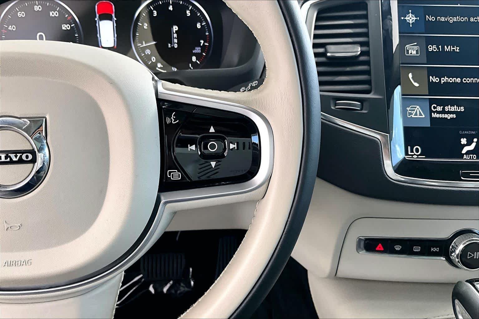 Used 2021 Crystal White Metallic Volvo Momentum image 25