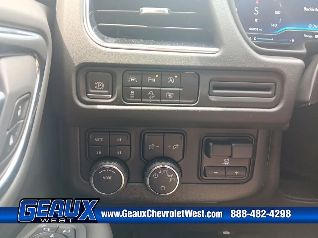 Used 2024 Gray Chevrolet Z71 image 17