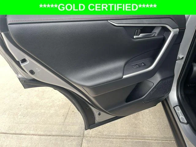 Certified Used 2022 SILVER SKY MET W/BLK Toyota  image 29
