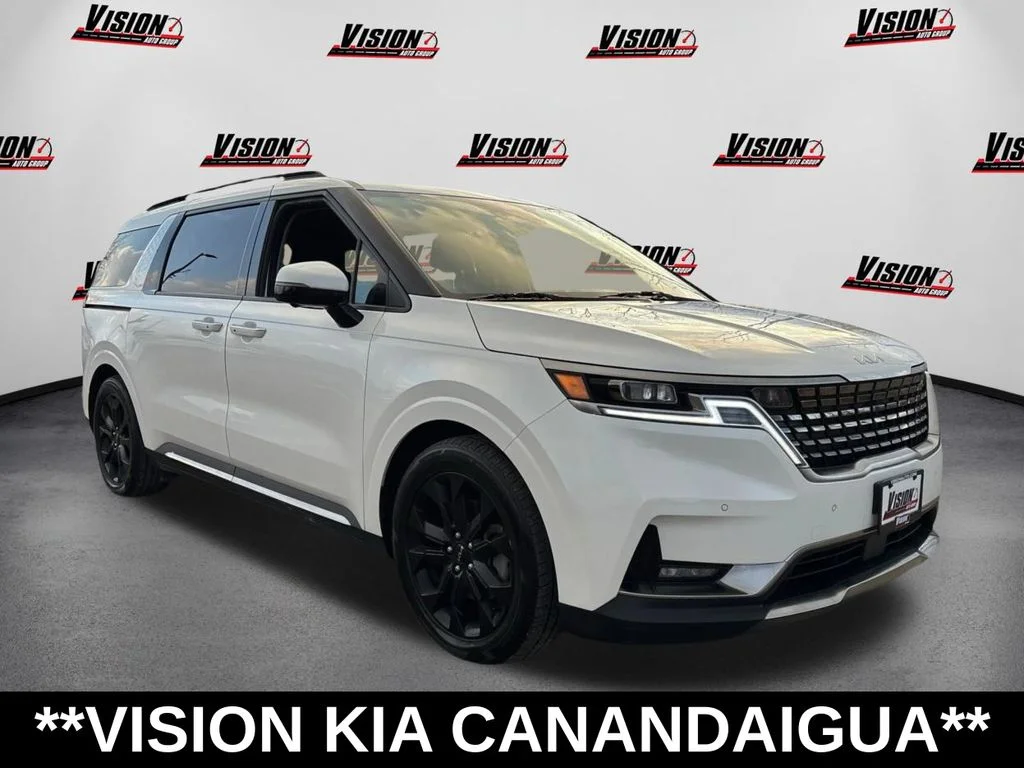 Used 2023 White Kia SX Prestige image 3