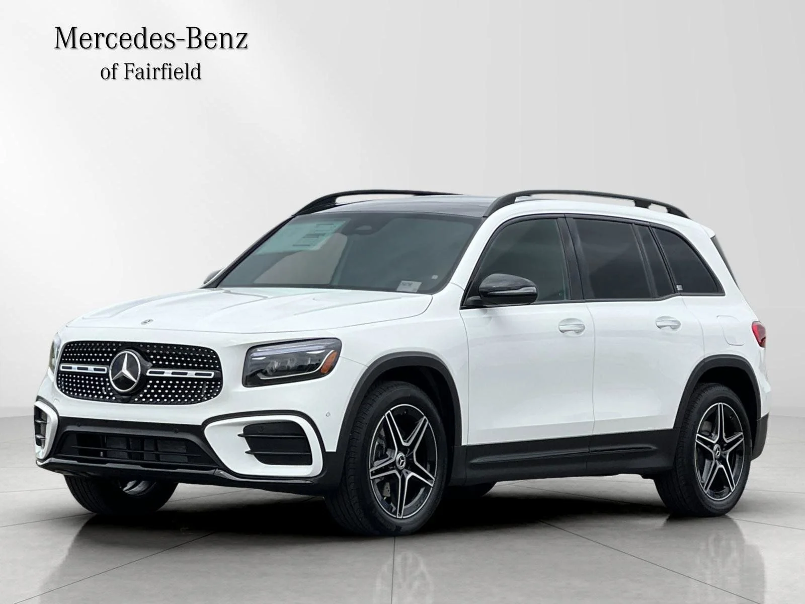 New 2026 White Mercedes-Benz GLB 250 image 1