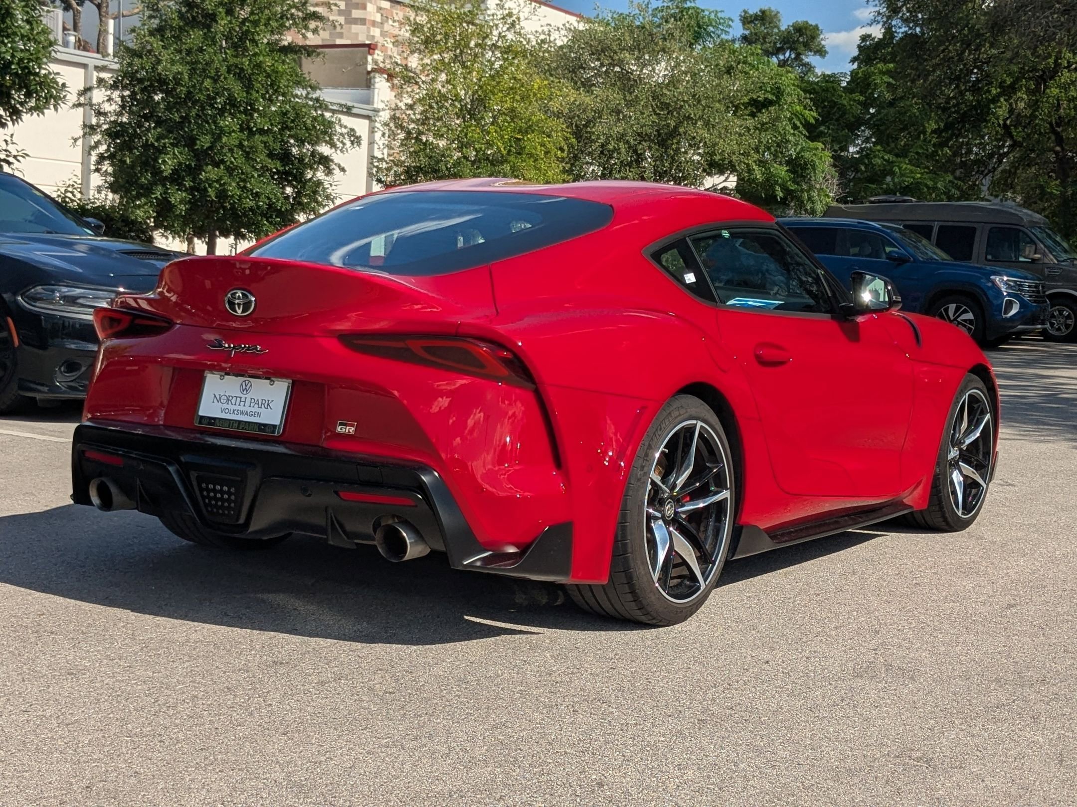 Used 2021 Renaissance Red Toyota 3.0 image 3