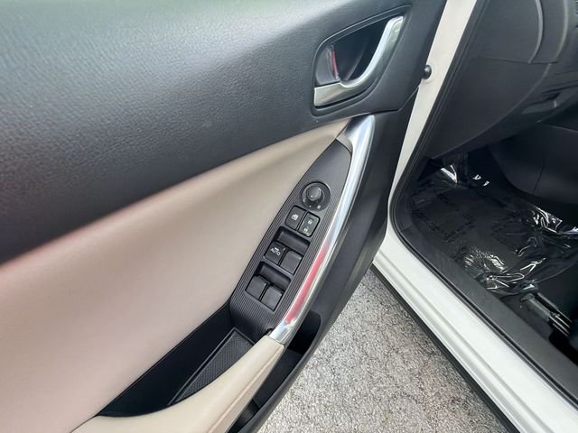 Used 2015 White Mazda Grand Touring image 13