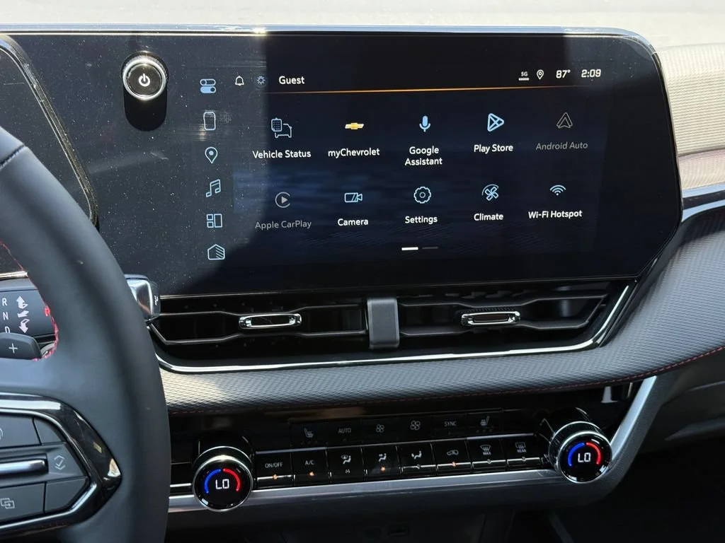 2027 Chevrolet Equinox RS - Photo 17