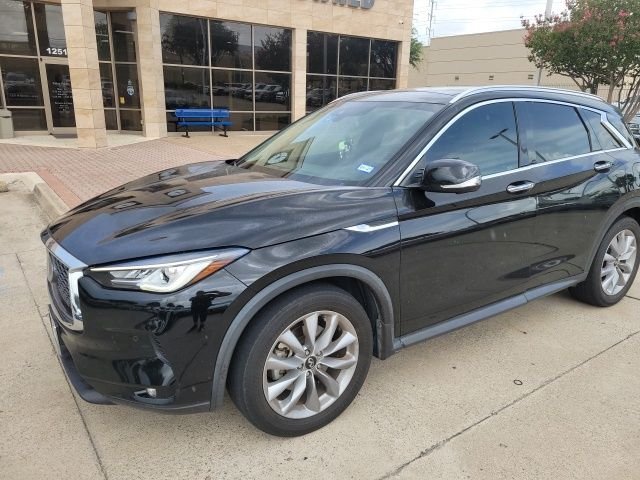 Used 2022 Black INFINITI ESSENTIAL image 2
