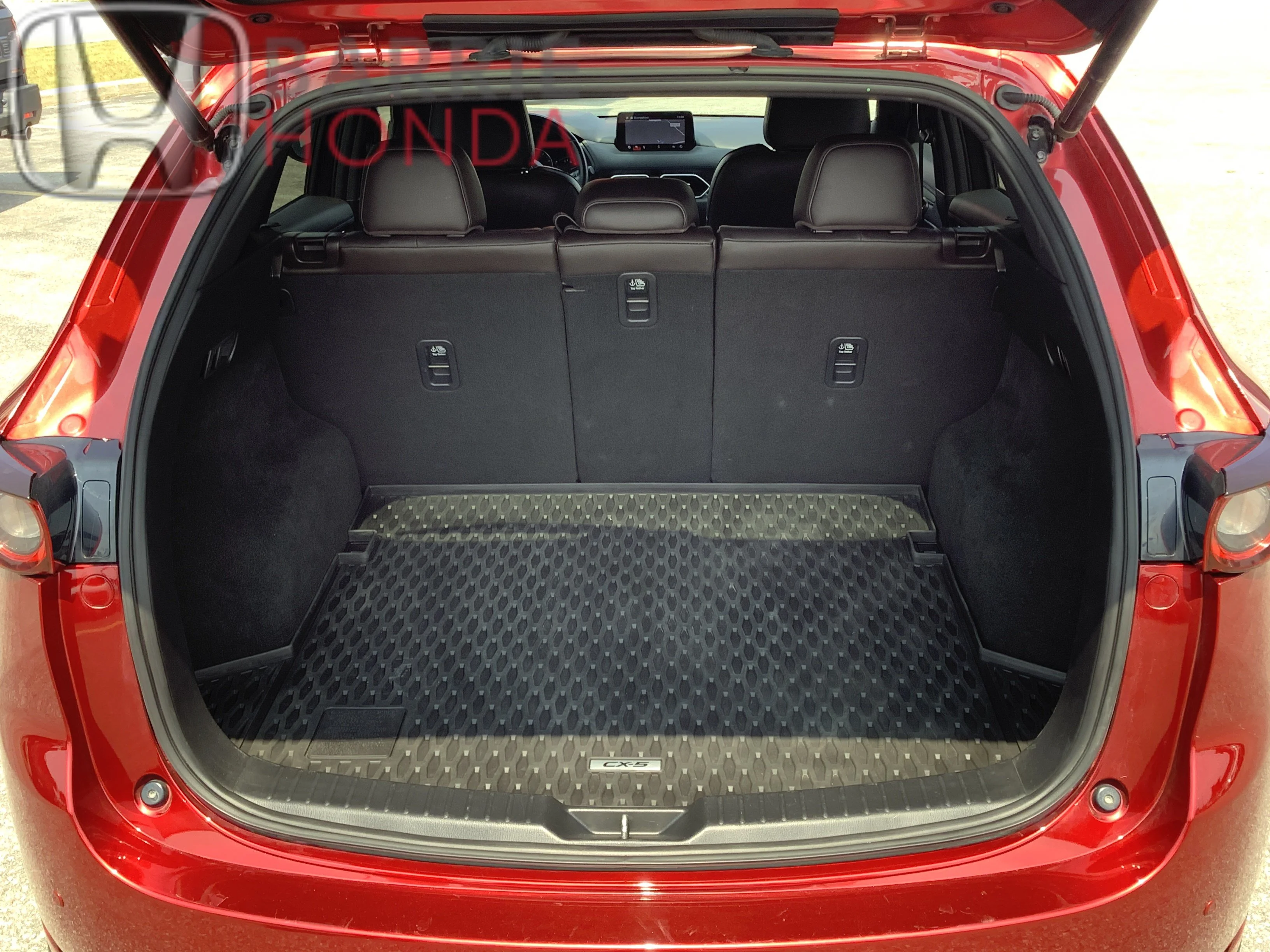 Used 2020 Red Mazda Signature image 31