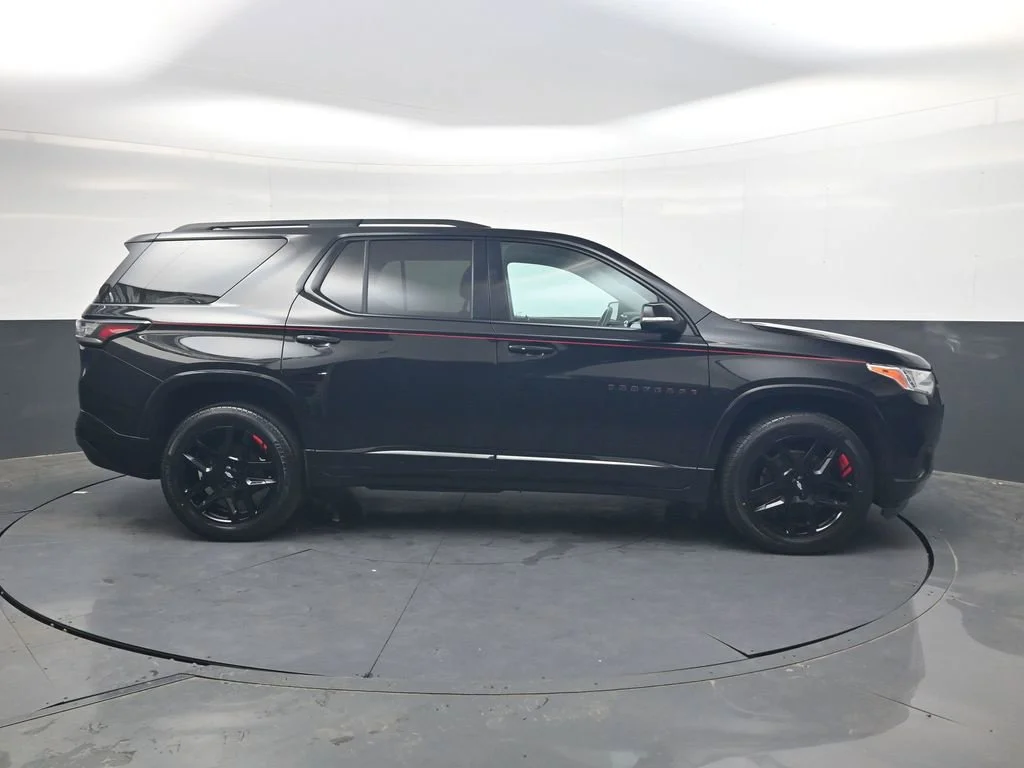 Used 2021 Black Metallic Chevrolet Premier image 3