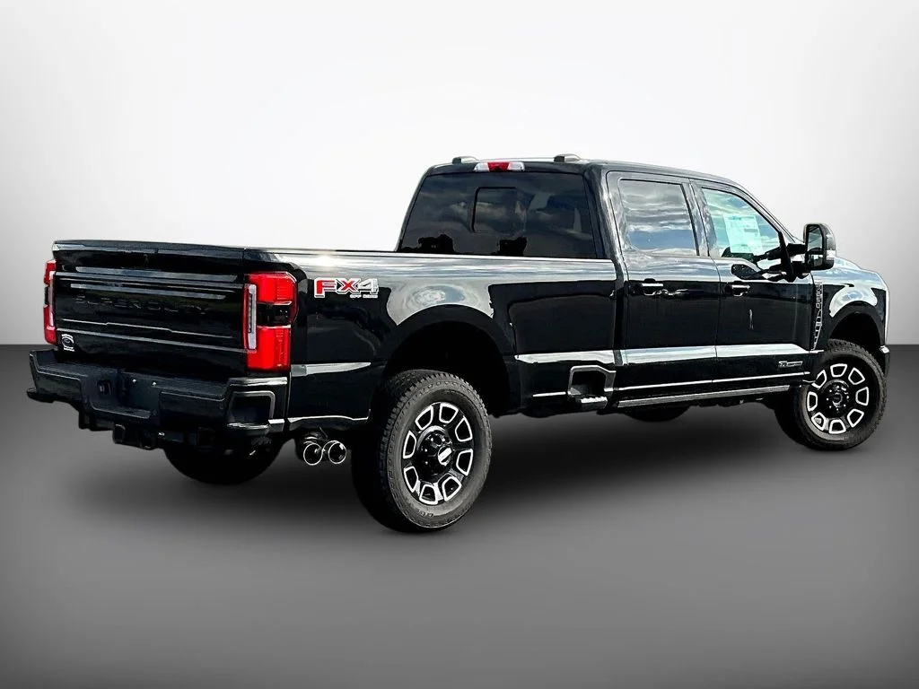 New 2025 Agate Black Metallic Ford F-250® Platinum® image 15
