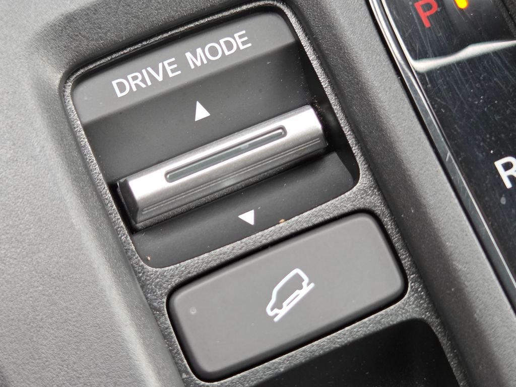 2025 Honda CR-V Sport Touring - Photo 12