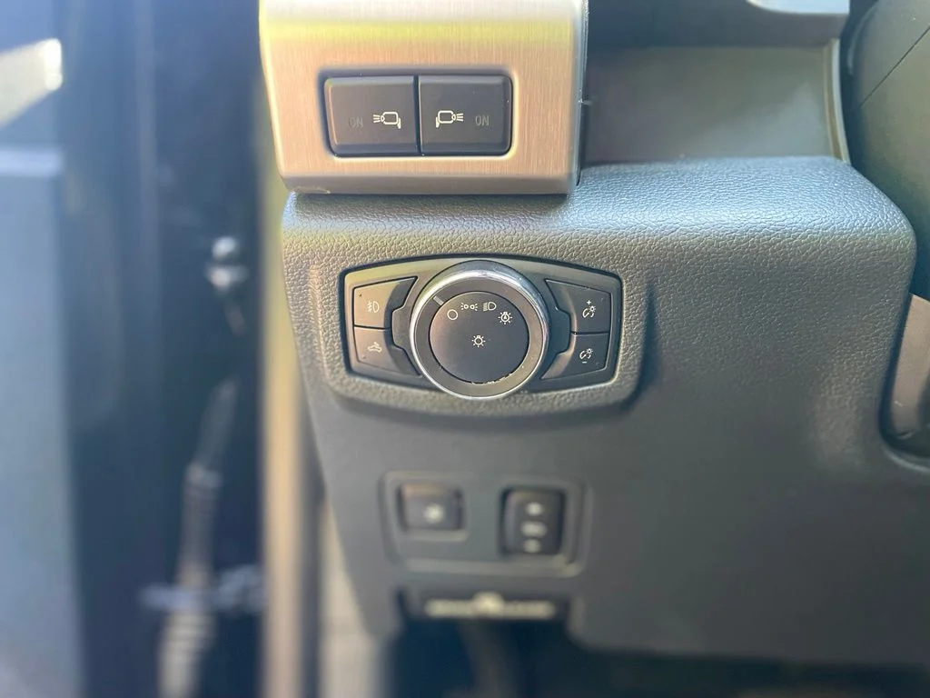 Used 2022 Black Ford Platinum image 10